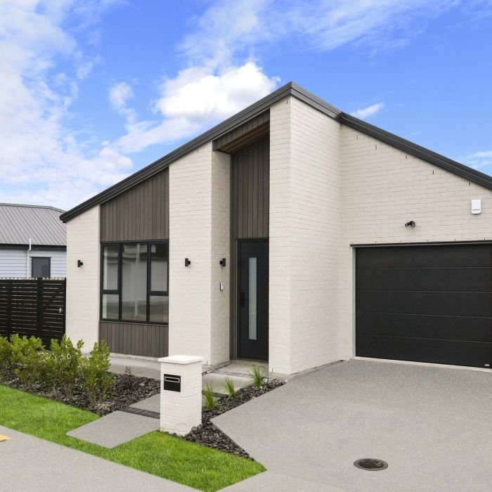 22 Furlough Road, Bellfield