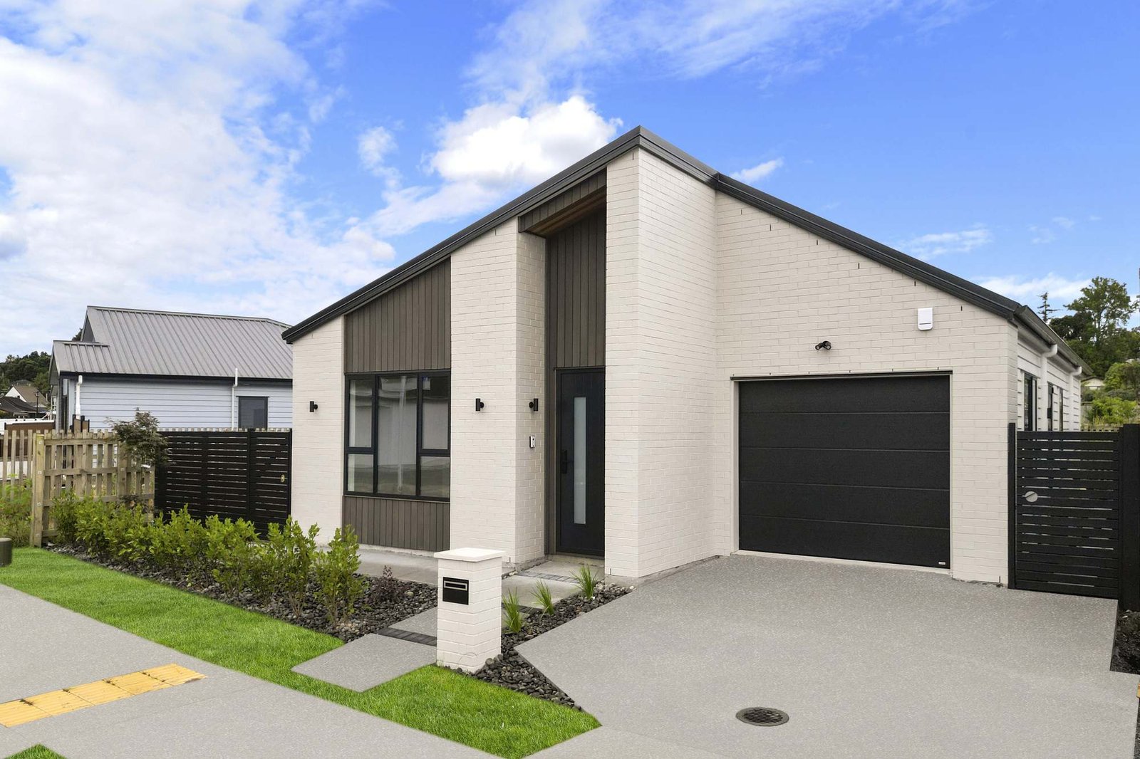 22 Furlough Road, Bellfield